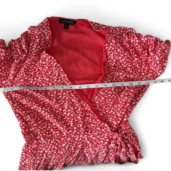 Banana Republic Red Floral Wrap Dress Size 2 - Picture 4 of 6